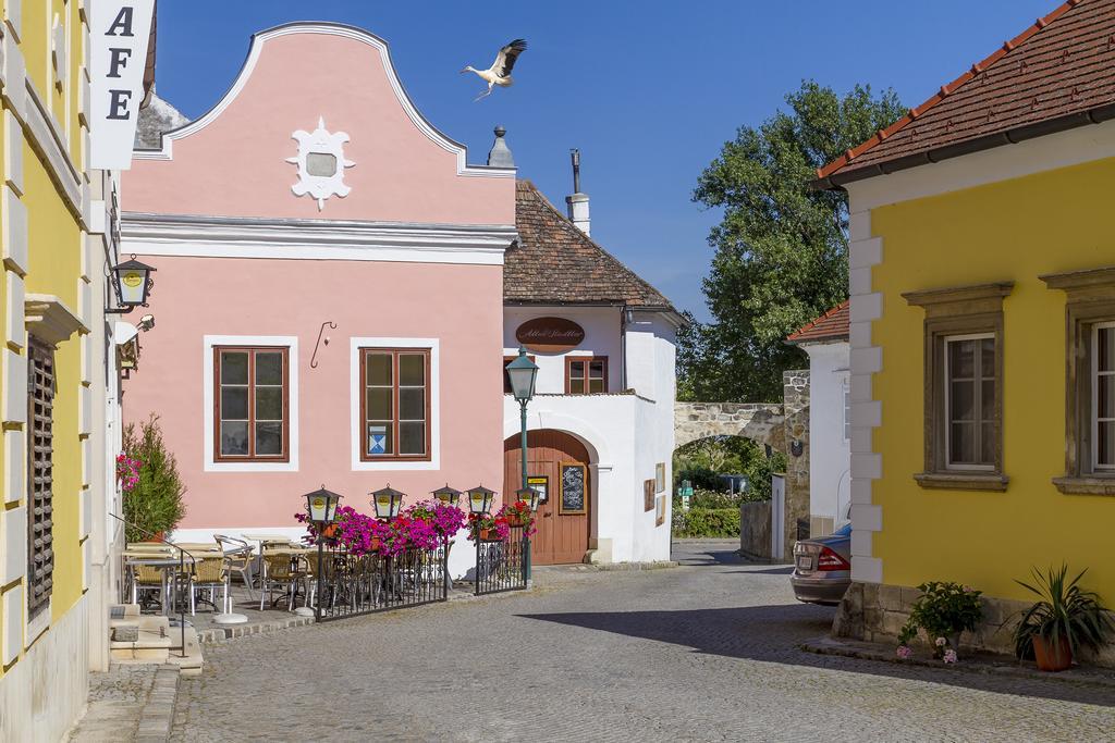 Unser Rosa Haus Fuer Sie Rust Phòng bức ảnh