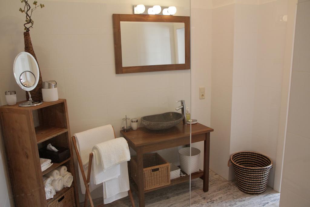 Unser Rosa Haus Fuer Sie Rust Phòng bức ảnh